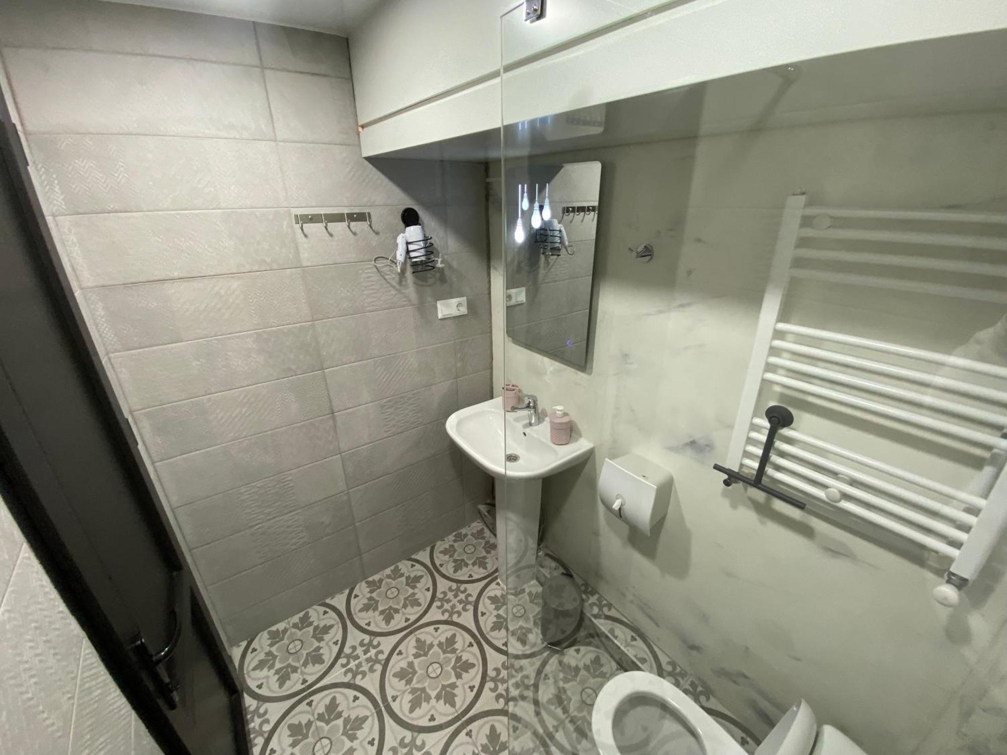 Dorm Kutaisi Hostel Εξωτερικό φωτογραφία